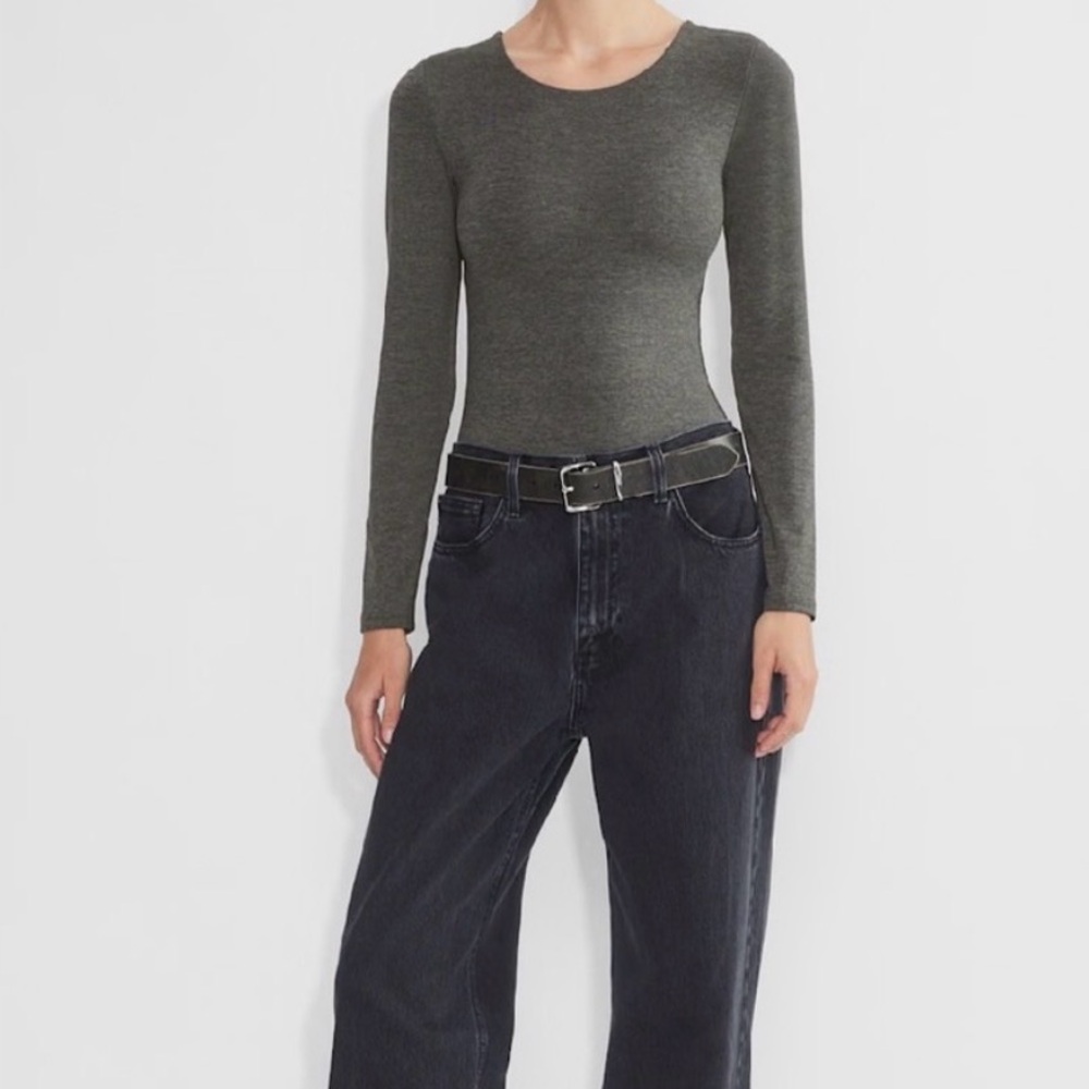 Aritzia original contour body suit, sz S (brand new, no tags)